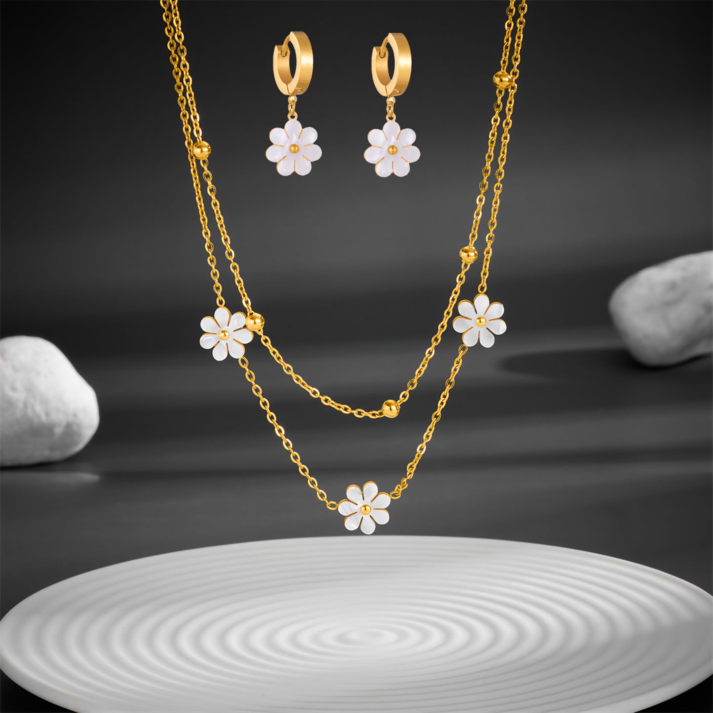Daisy Charm Double Layer Necklace