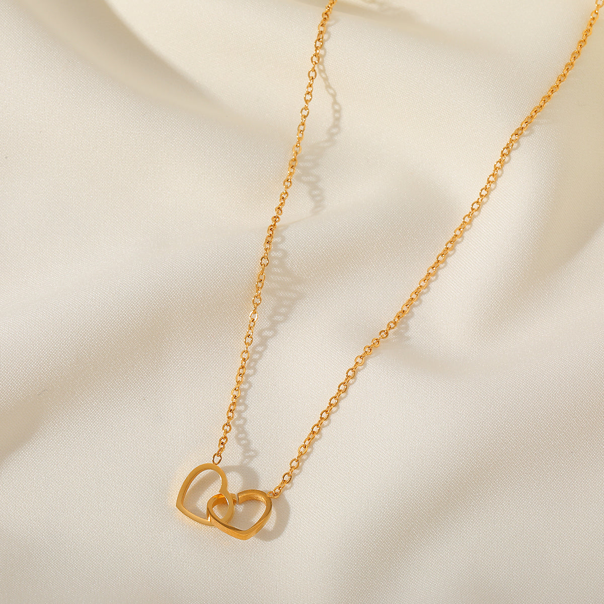 The Eternal Hearts Necklace